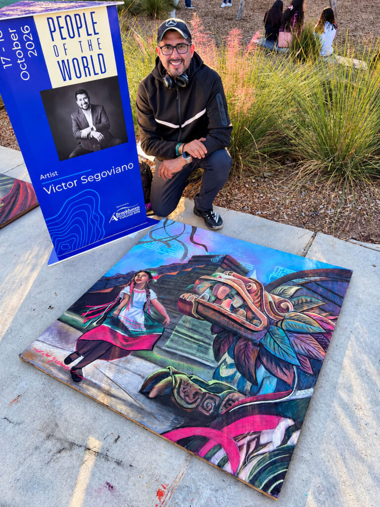 El latido eterno de México, obra de Víctor Segoviano en Brookhaven